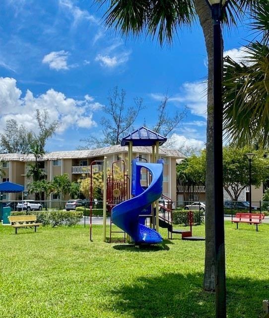 Building Photo - 7470 Miami Lakes Dr