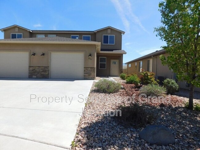 Building Photo - 590 Treviso Ct