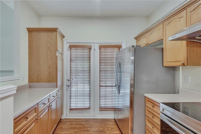 Building Photo - 1045 Mosscroft Ct