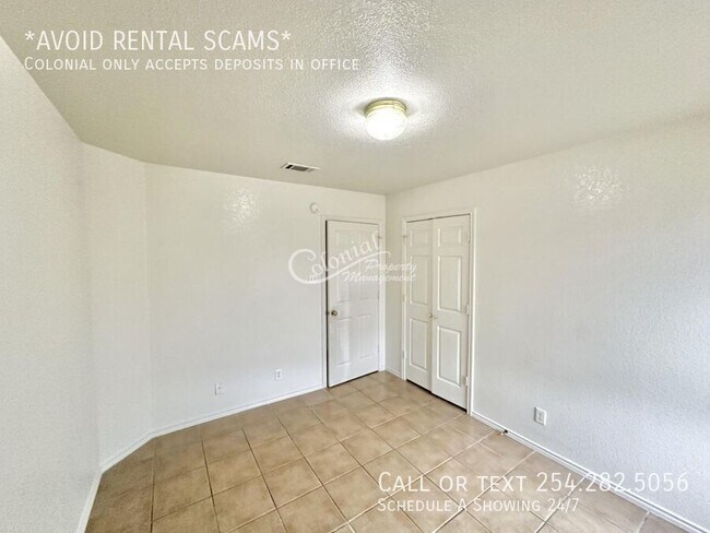 Building Photo - 5800 Allstar Ct