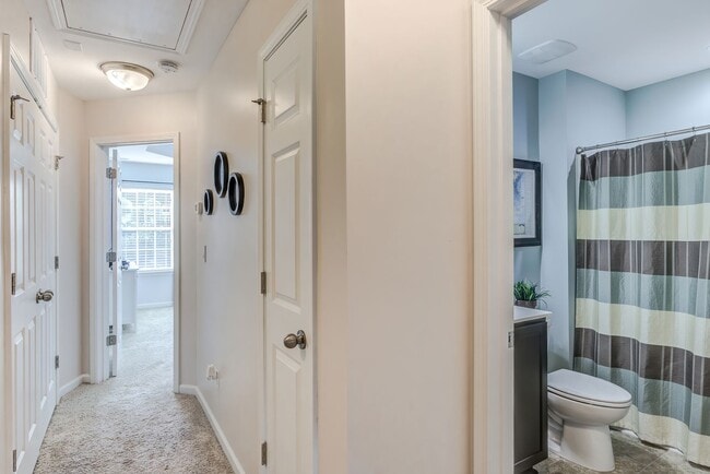 Building Photo - Luxury Townhome for rent!