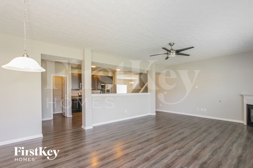 Building Photo - 958 Adena Ln