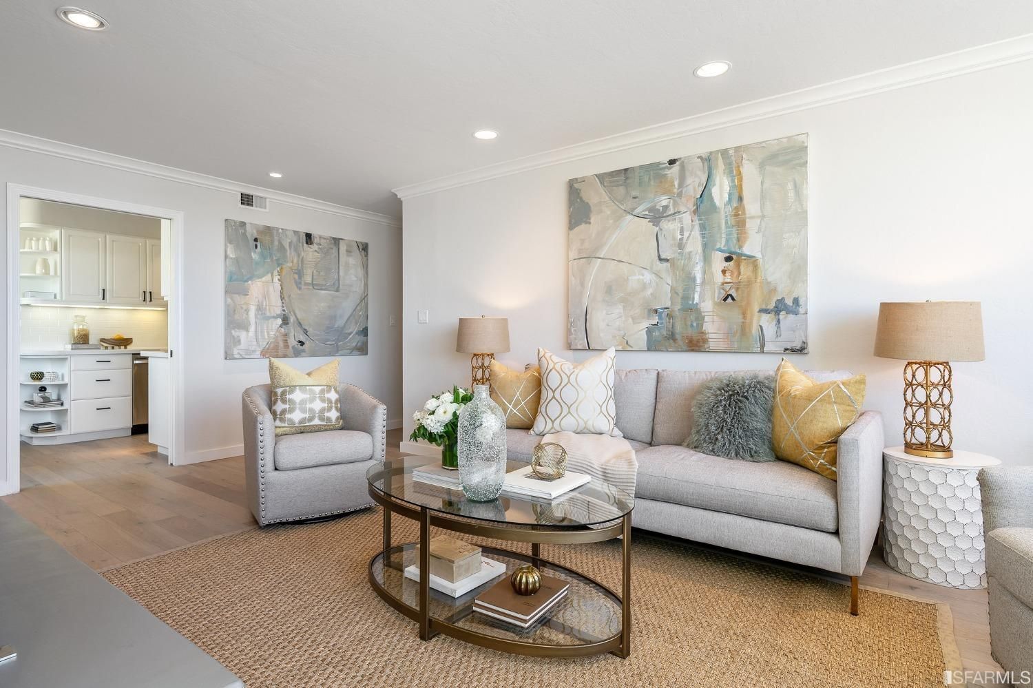 Upper level living room - 2920 Buchanan St