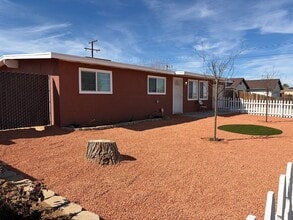 Building Photo - Beautiful 3 Bedroom/2 Bathroom Home for Rent/ $1800 Rent & $1800 Security Deposit