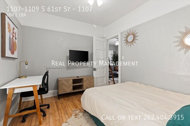 Building Photo - 1107-1109 S 61st St-1107