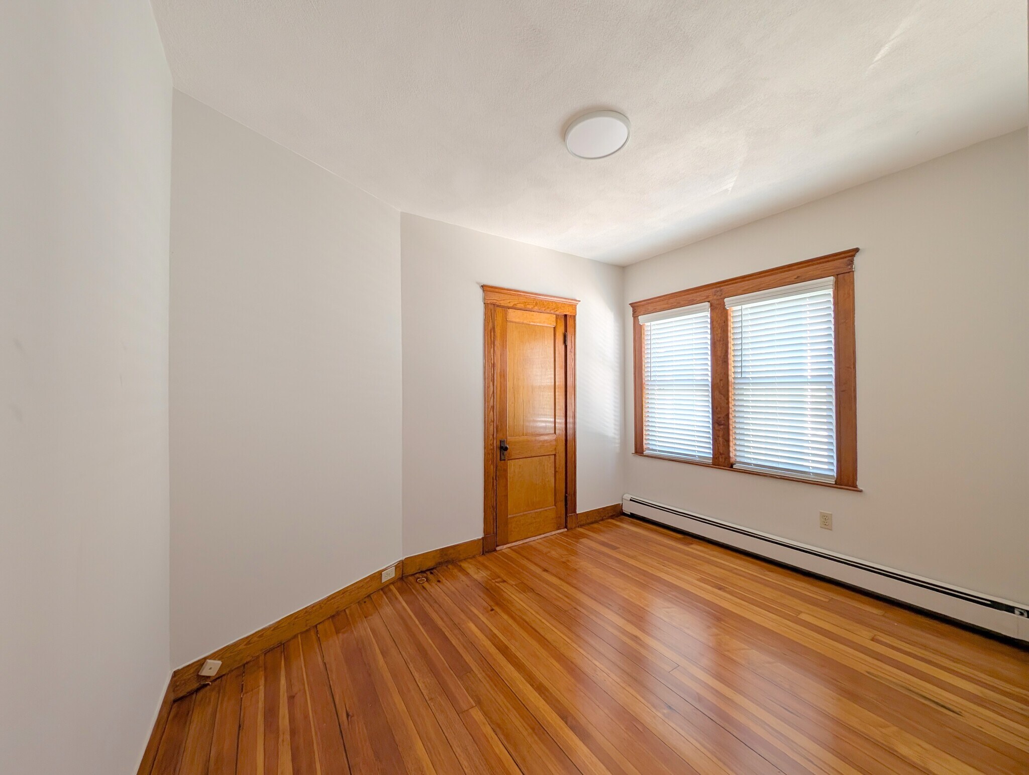 Building Photo - 29 Frederick Ave