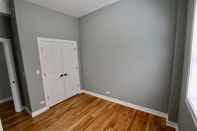 Building Photo - 7413 S Princeton Ave