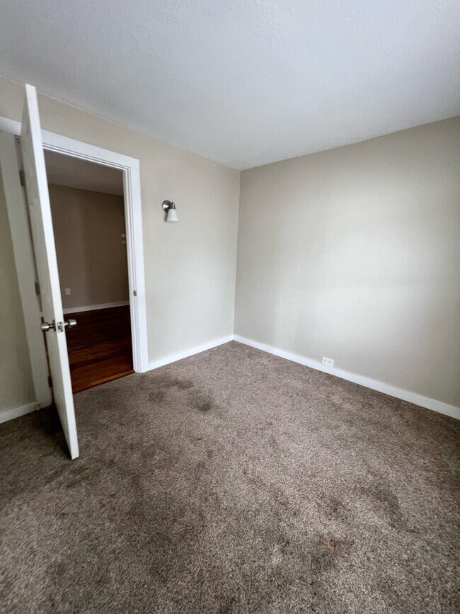 Building Photo - 3742 Harris St