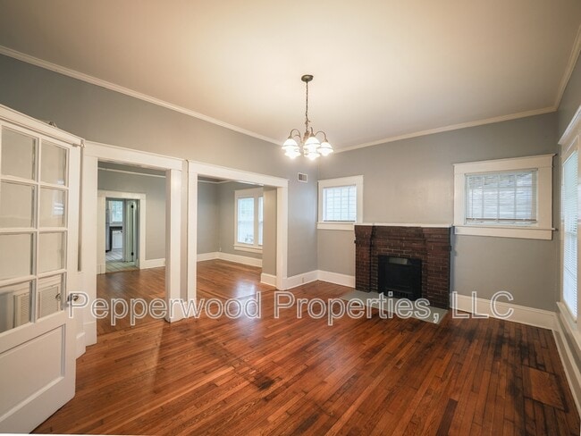 Building Photo - 318 Hydrick St