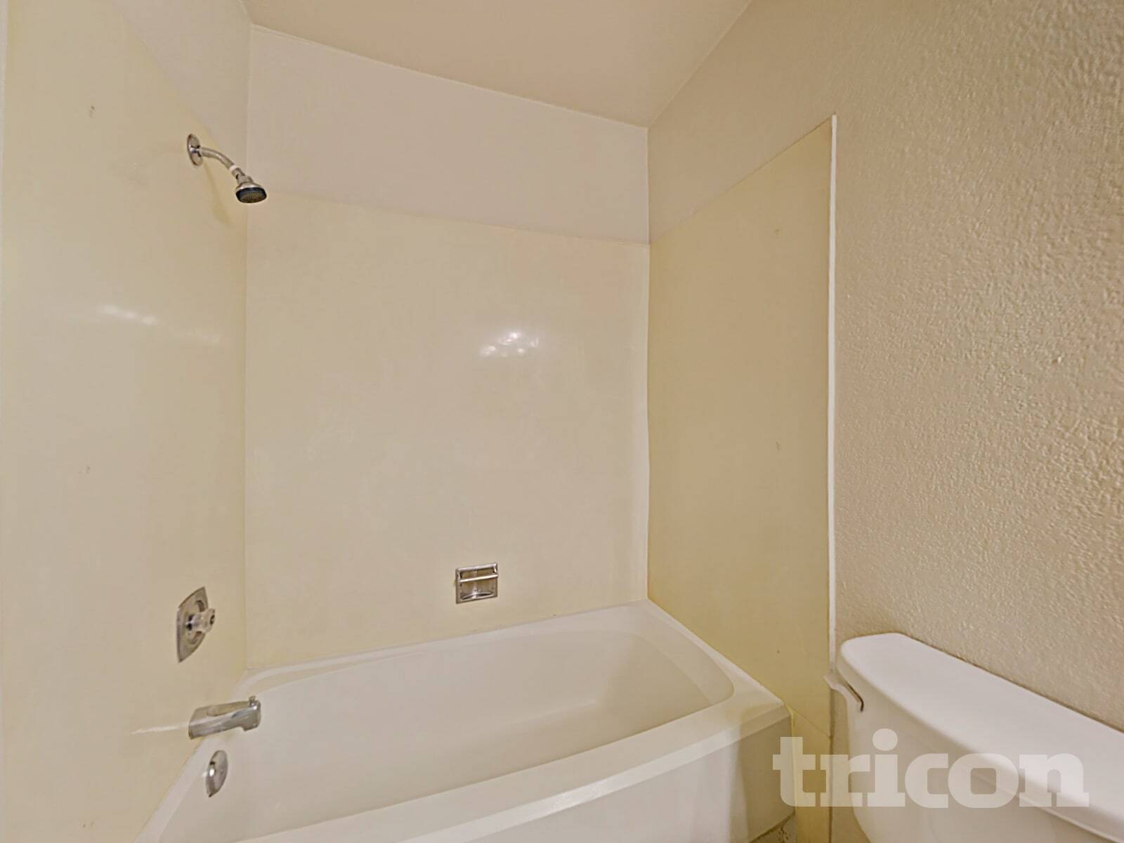 Building Photo - 1971 Inglis Way