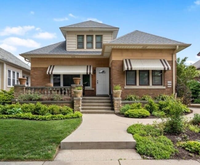 Building Photo - 1614 S 58th St