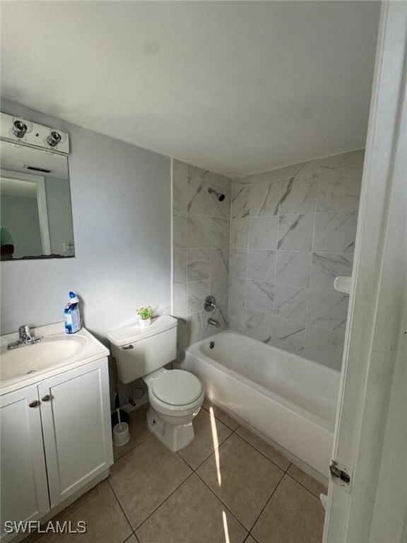 Building Photo - 3004 Santa Barbara Blvd