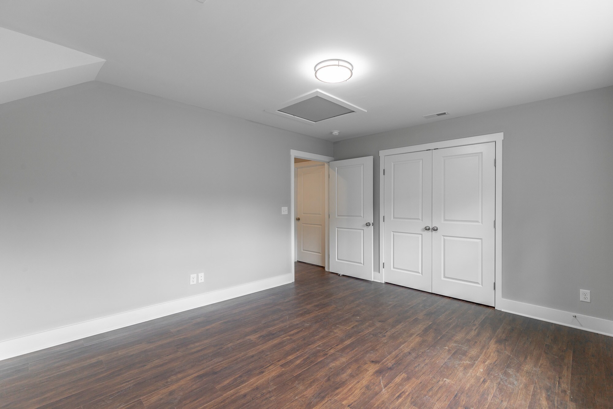 Building Photo - 4646 Heiskell Dr
