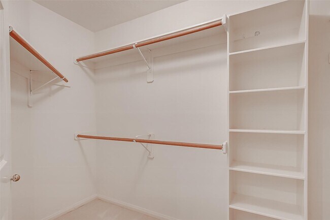 Building Photo - 2803 Norwood Hills Dr