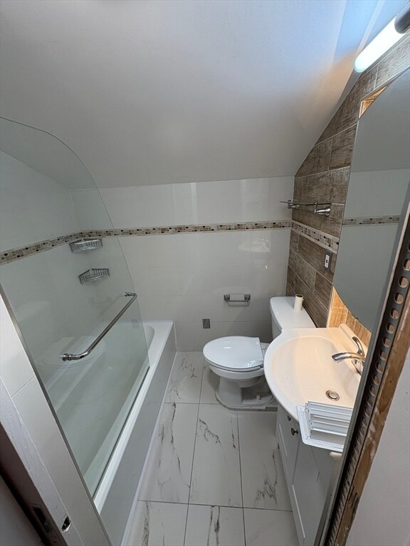 Building Photo - 20 Jones