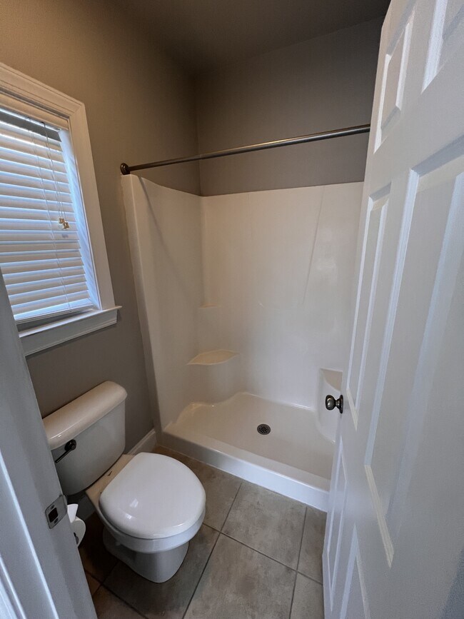 Building Photo - 1223 Hammocks Beach Rd