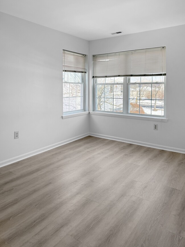 Building Photo - 132 Meadow Ridge Rd