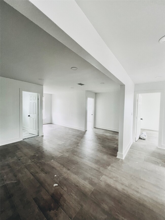 Building Photo - 1713 Winter St