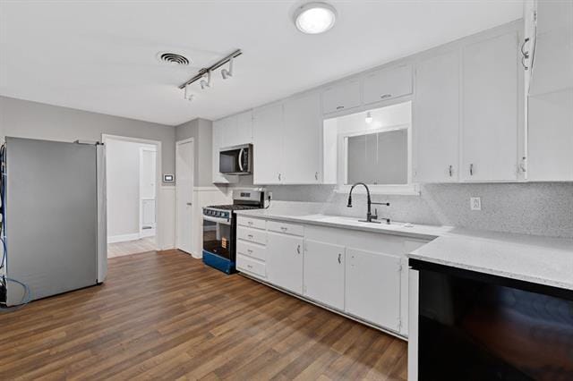 Building Photo - 6833 Norma St