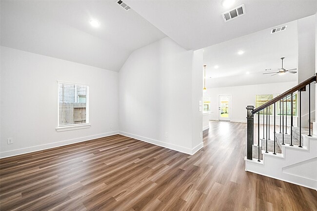 Building Photo - 21315 Mountain Haya Trl