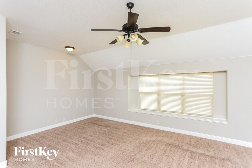 Building Photo - 921 Lucetta St