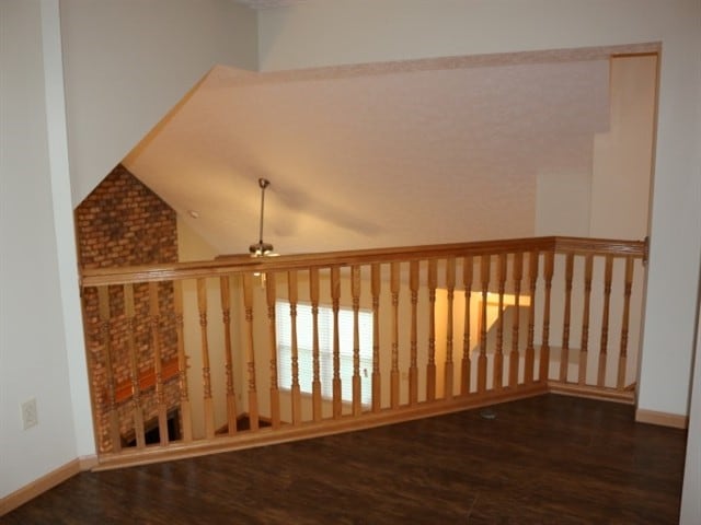 Building Photo - 6774 Laburnum Dr