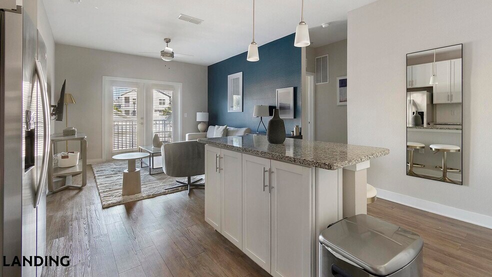 Building Photo - 215 Hunters Lk Wy