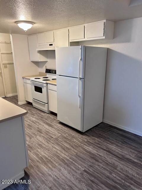 Building Photo - 10428 E La Palma Ave