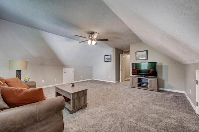 Building Photo - 8200 Gallaher Station Dr