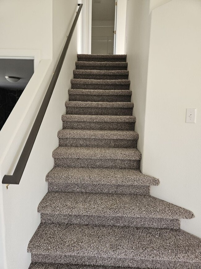 Building Photo - 3 bedroom home in Nampa