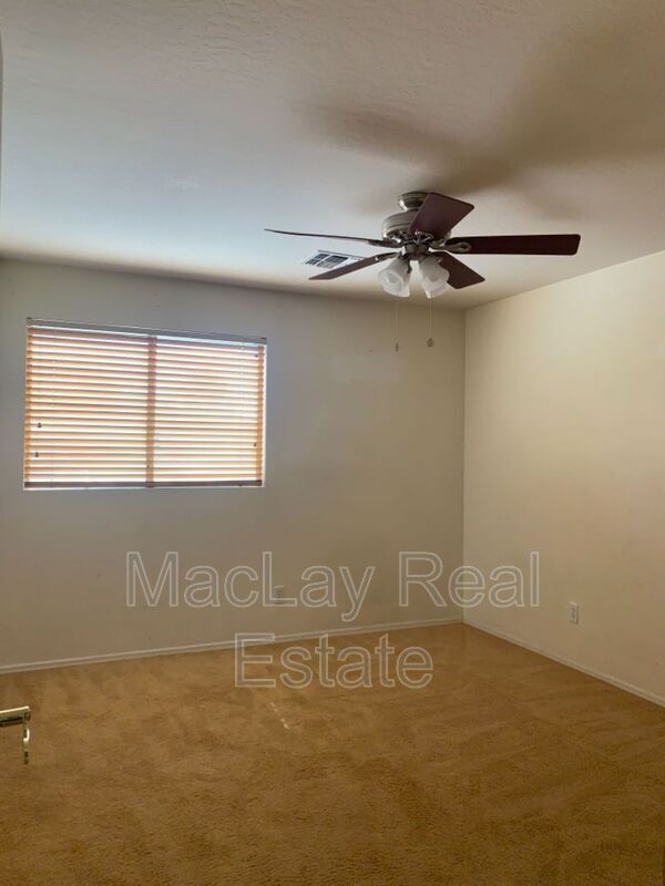 Building Photo - 3722 E Kimball Rd