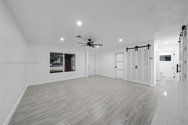 Building Photo - 7516 NW 44th Ct