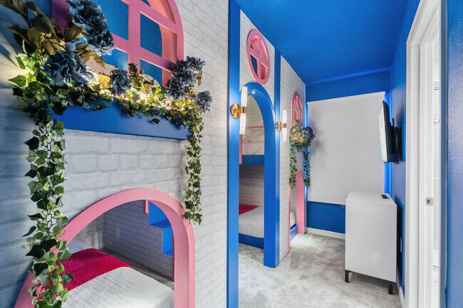 Building Photo - 16220 St Martin St