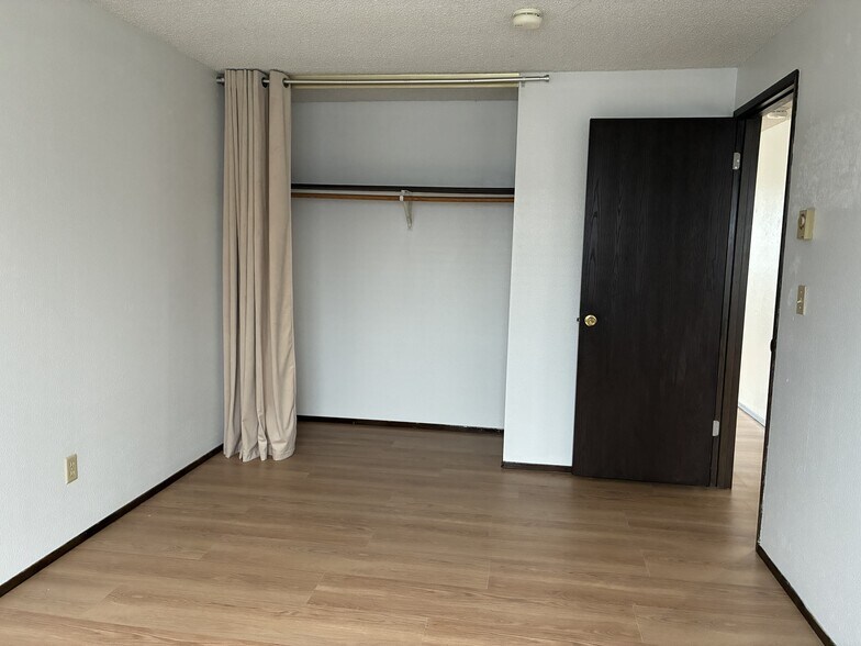 Building Photo - 4730 SE 69th Ave