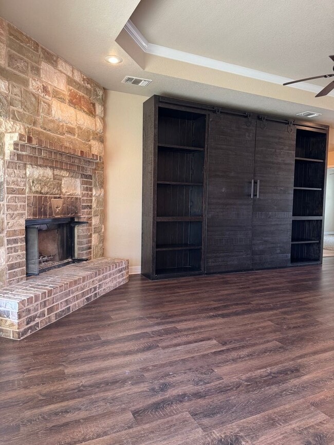 Building Photo - GORGEOUS HOME COMING SOON!