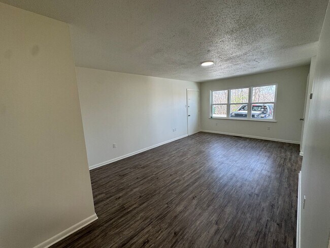 Building Photo - Towneview Estates