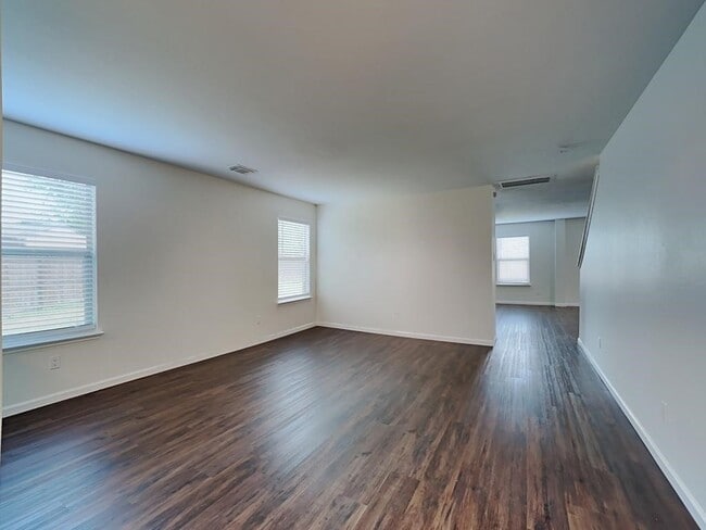 Building Photo - 4006 Carmel Ridge Way