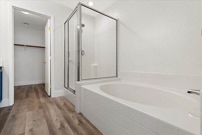 Building Photo - Fabulous Highly Upgraded Home!
