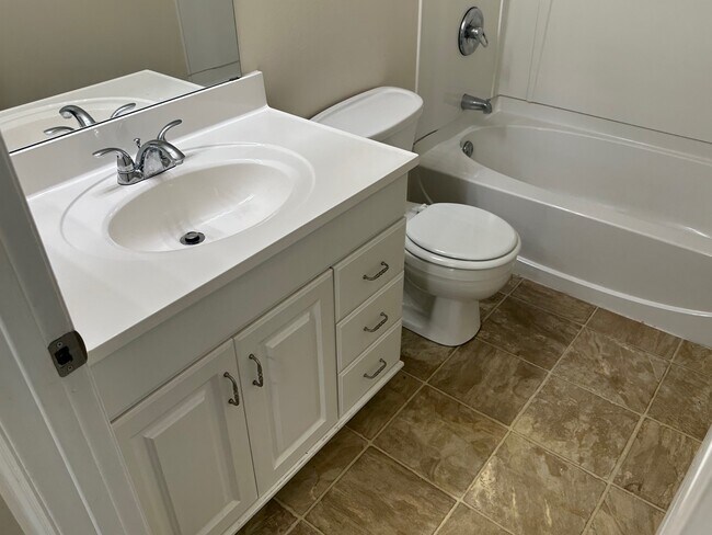 Building Photo - 1769 High School Dr