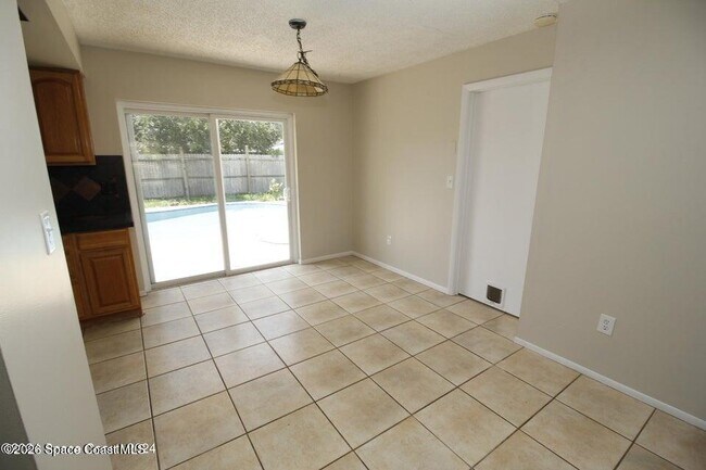 Building Photo - 3222 Galleon Ave NE