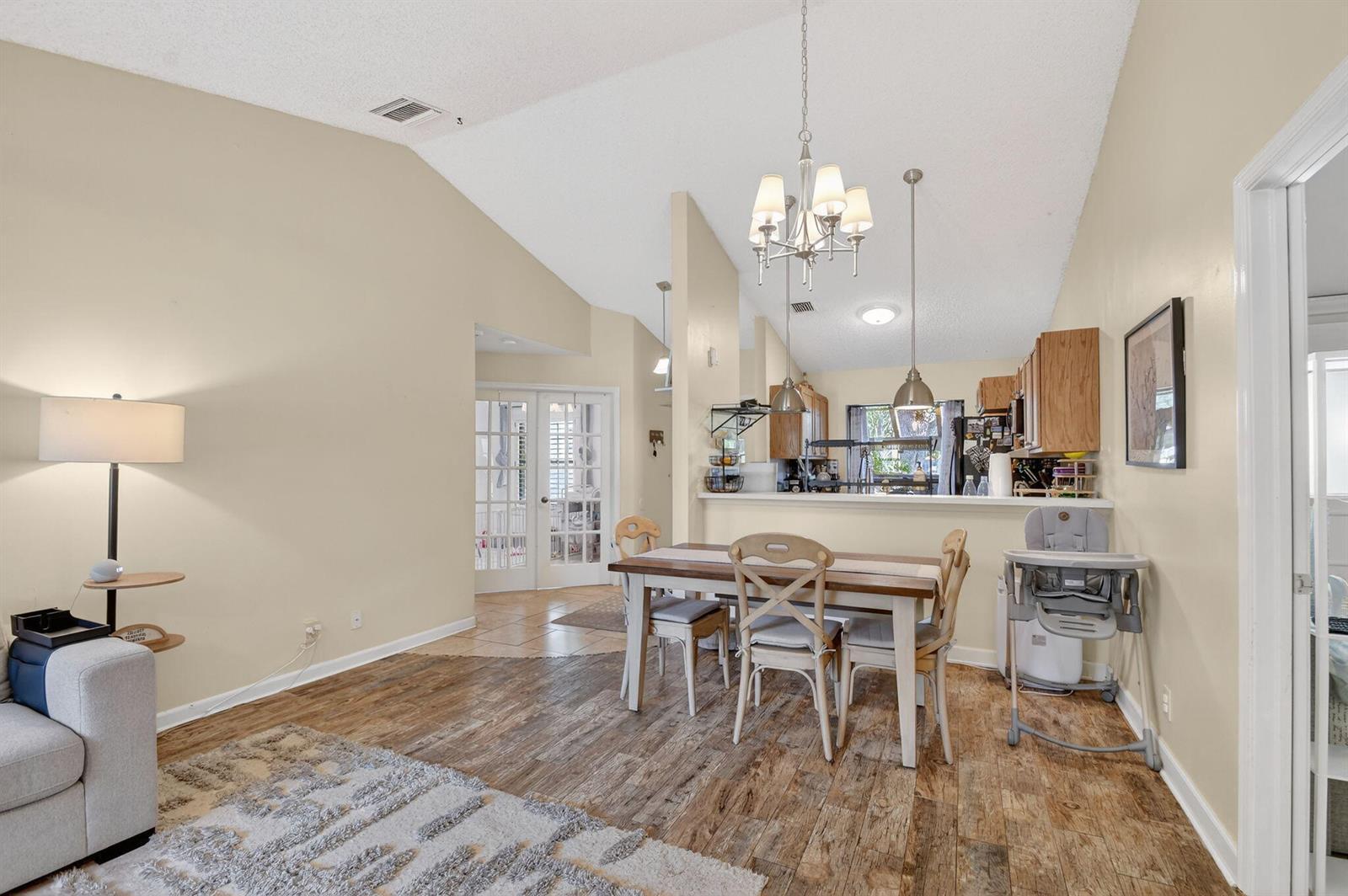 Building Photo - 117 Via de Casas Norte