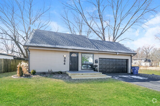 Building Photo - Fantastic 3bd/1.5ba home! Let yourself in!