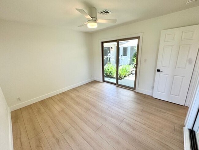 Building Photo - Luxury Living Redefined – Fully Renovated & Move-In Ready!