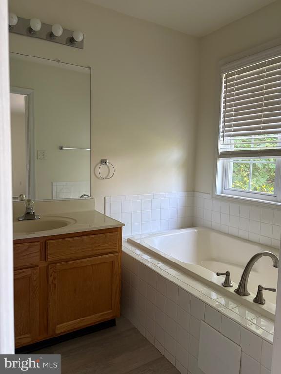 Building Photo - 3329 Sonia Trail