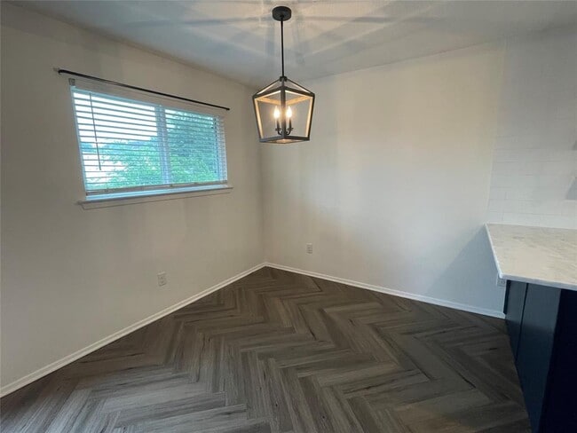 Building Photo - 8405 Red Willow Dr