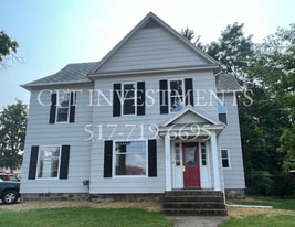 Building Photo - 121 W Seminary St