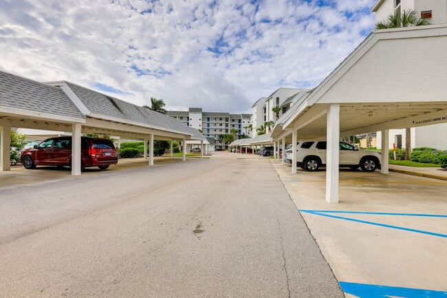 Building Photo - 2400 S Ocean Dr