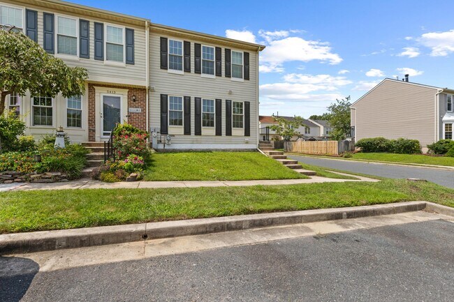 Building Photo - 5411 Castlestone Dr