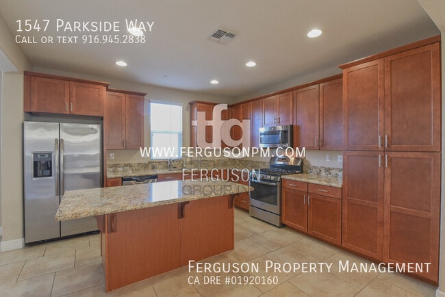 Building Photo - 1547 Parkside Way