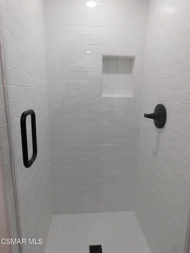 Building Photo - 30024 Quail Run Dr